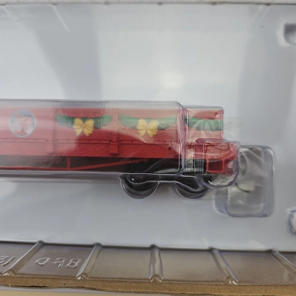 Hawthorne Village‎ Rudolph Christmas Town Train Flight Camp Gondola Car New COA